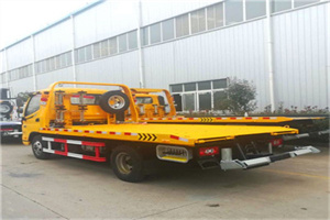 即墨附近拖车救援搭电