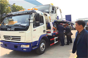 即墨汽车道路救援拖车价格